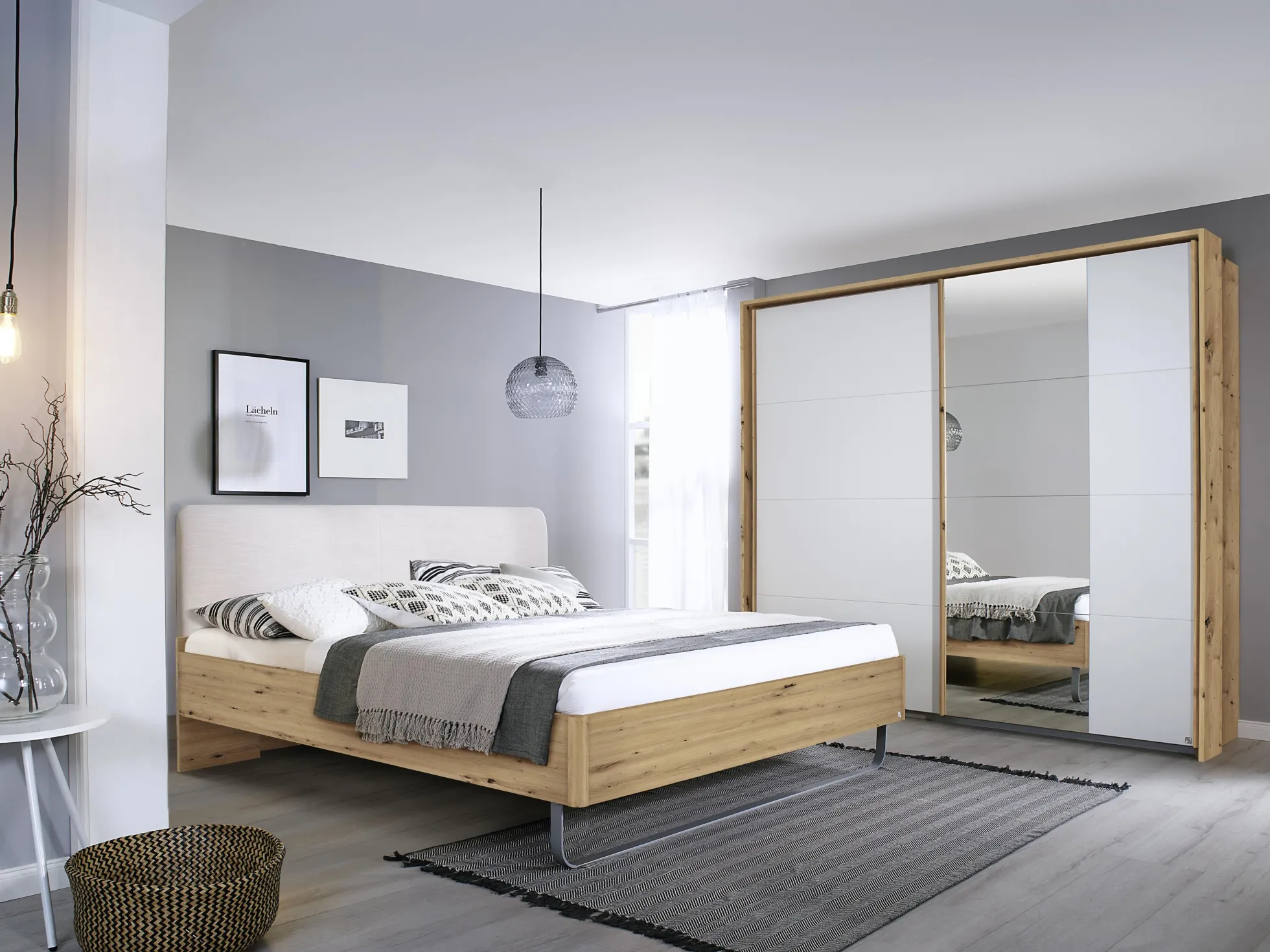 Bett COLOMBO