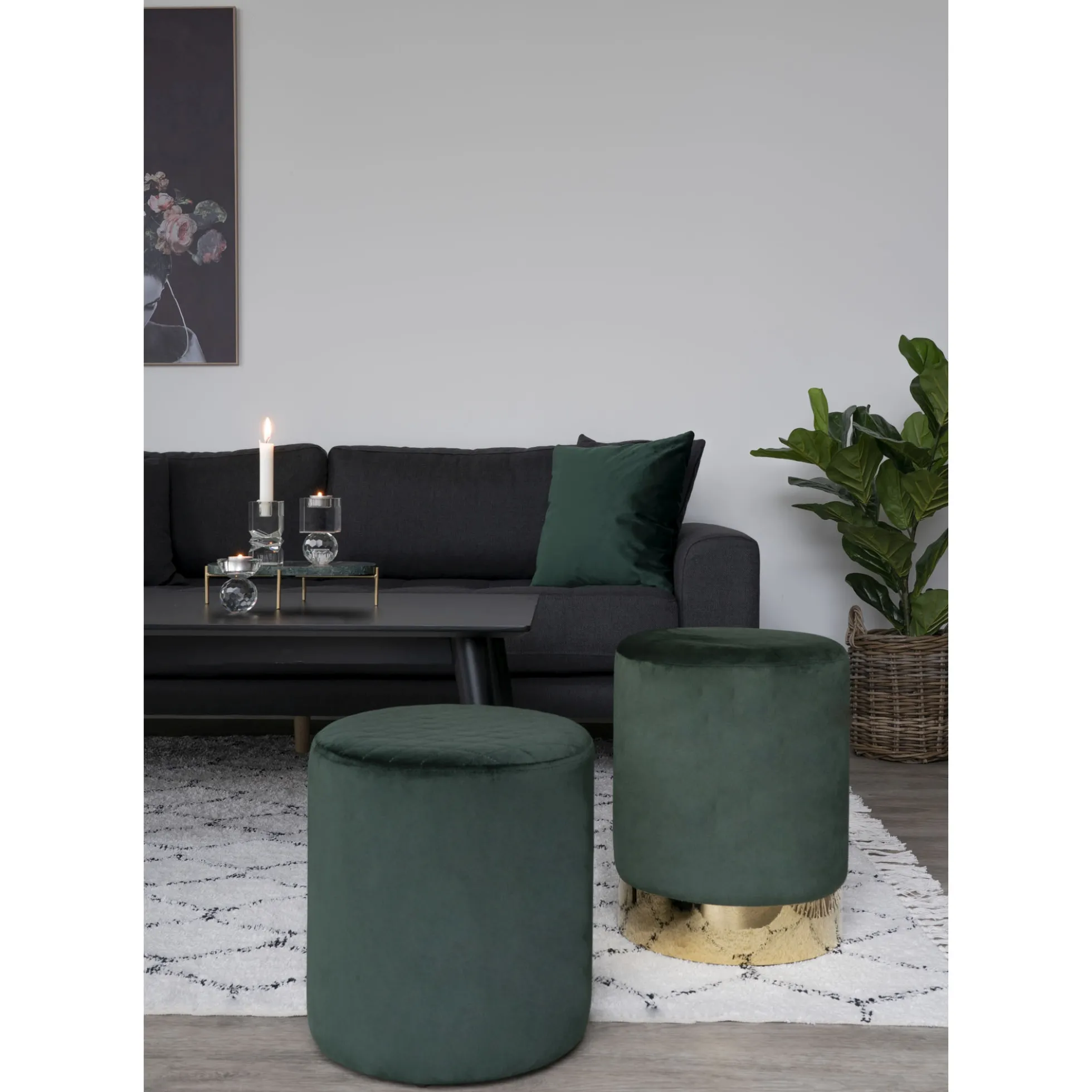 Hocker EJBY