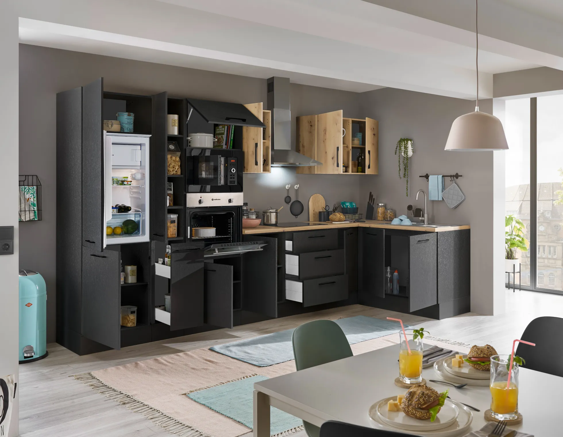Küchenblock mit E-Geräten CORNWALL (Ecke-Backofen-Kühlschrank-Mikrowelle-Apotheker) III
