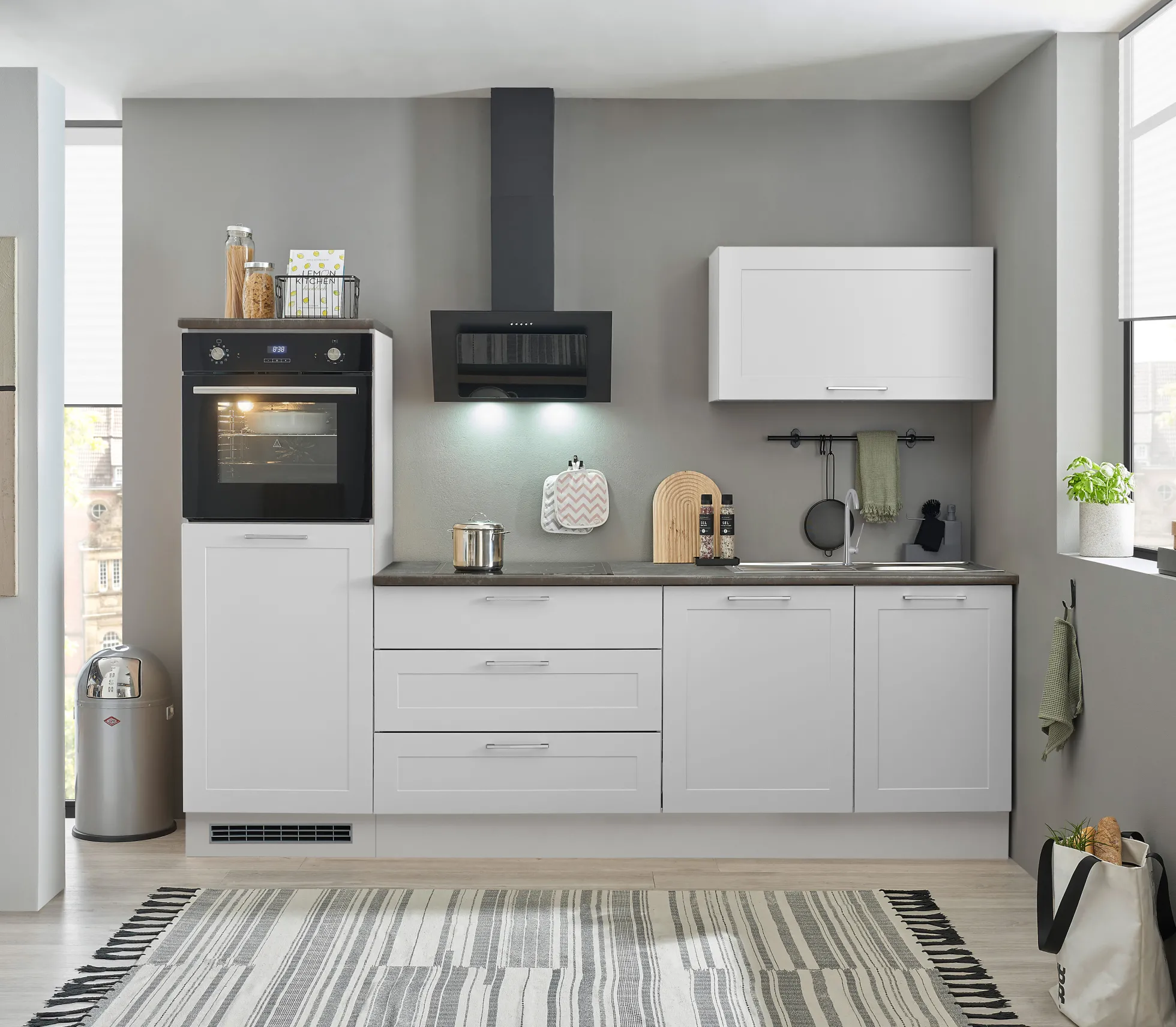 Küchenblock mit E-Geräten HASTINGS (Zeile-Hochschrank) I