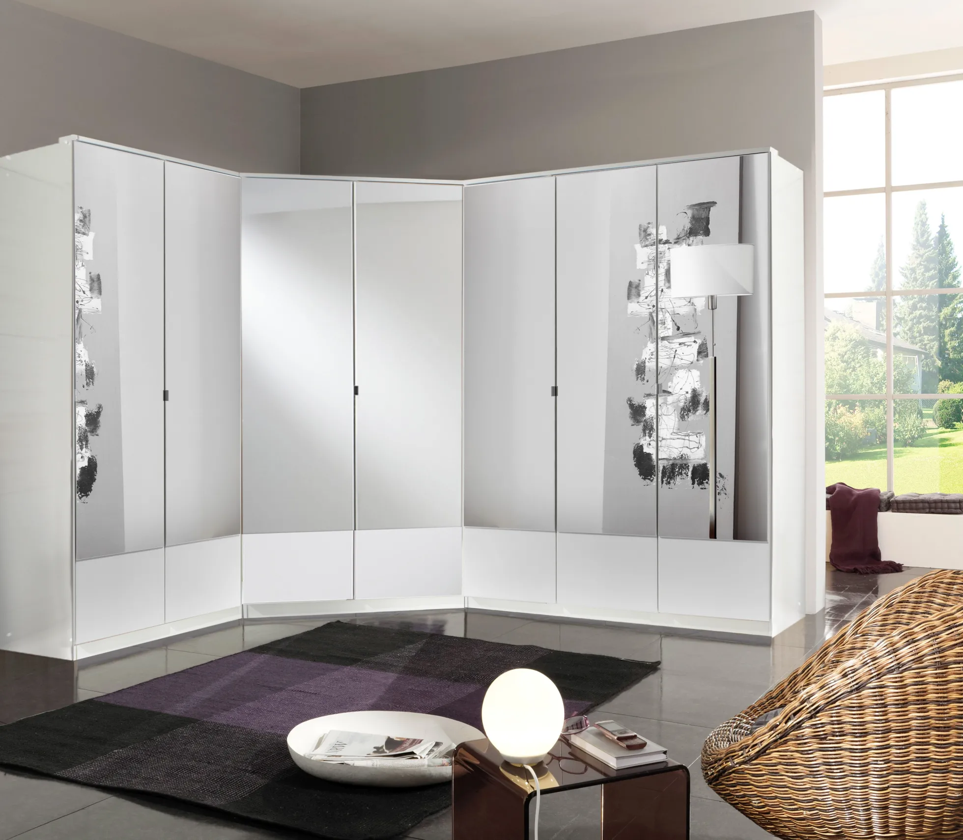 Kleiderschrank IMAGO