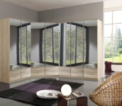 Kleiderschrank IMAGO