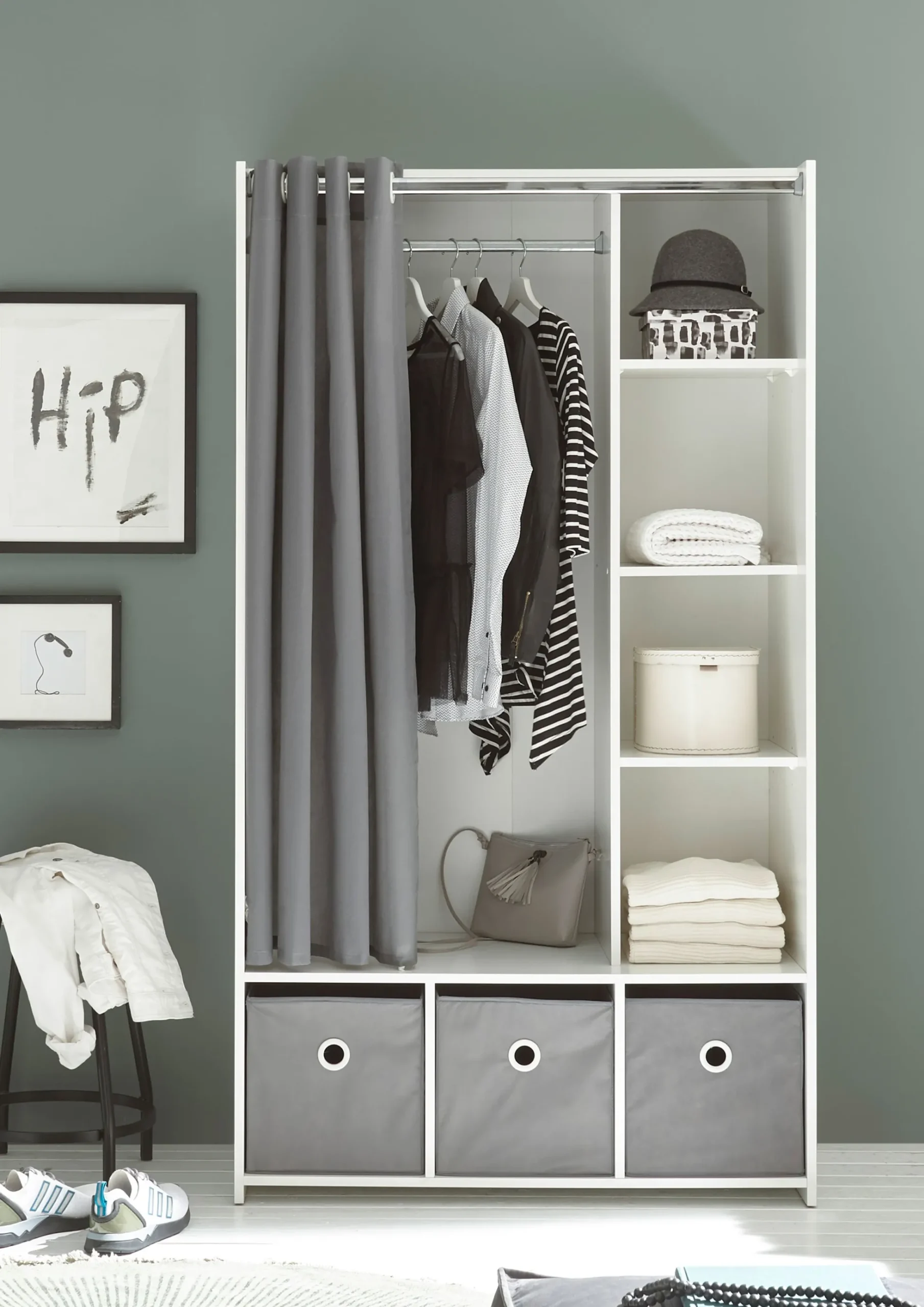 Kleiderschrank mit Stoffvorhang JENKE