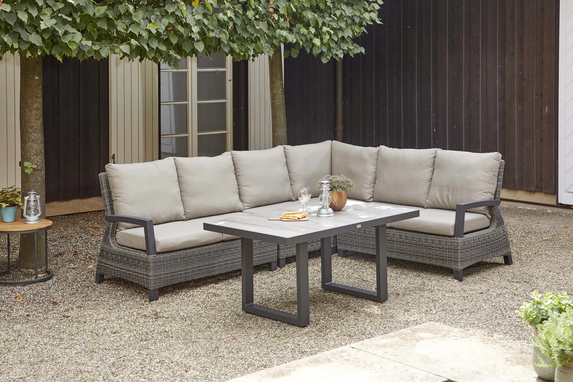 Tisch 140 x 85 cm CORIDO