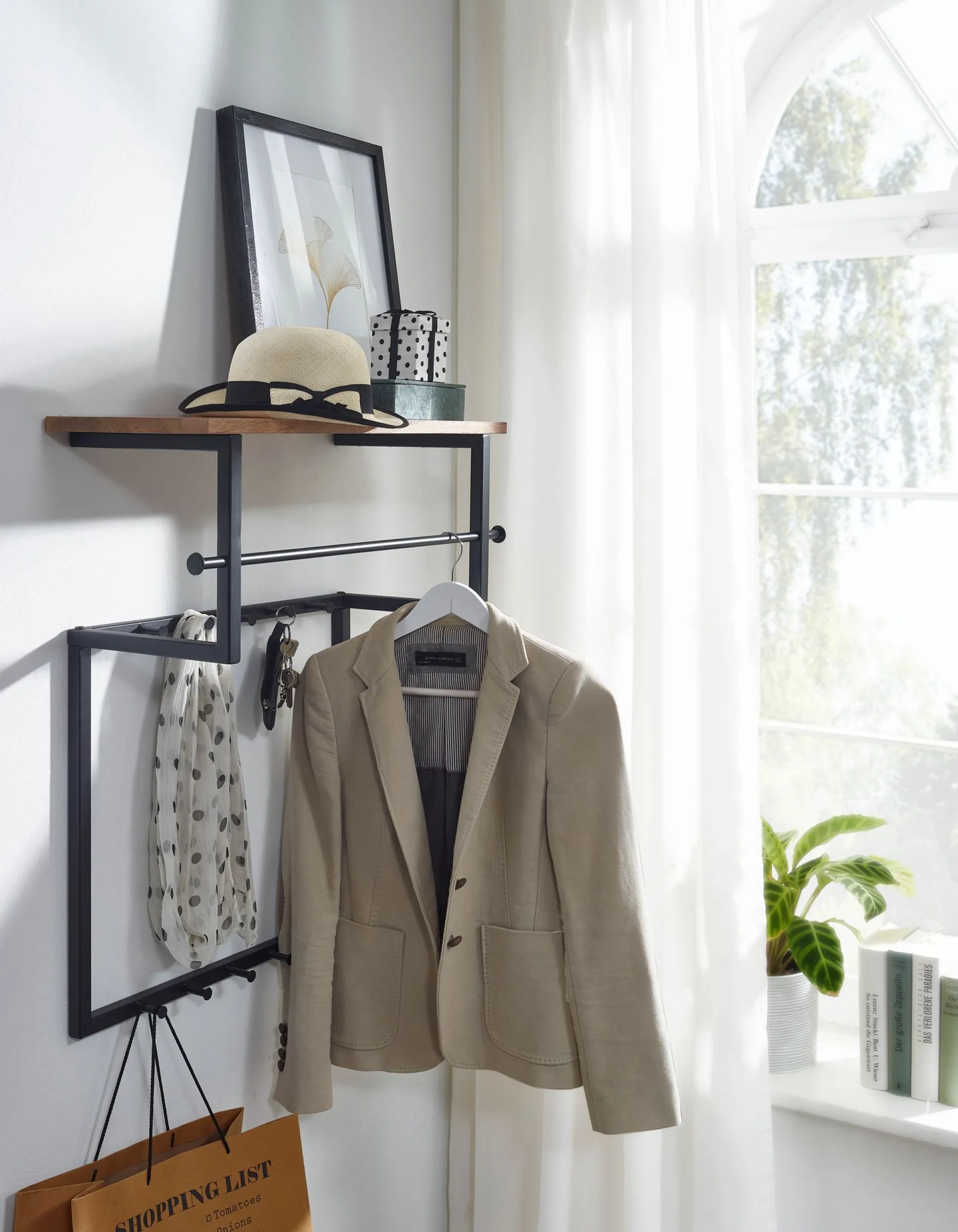 Wandgarderobe AUSANGATE
