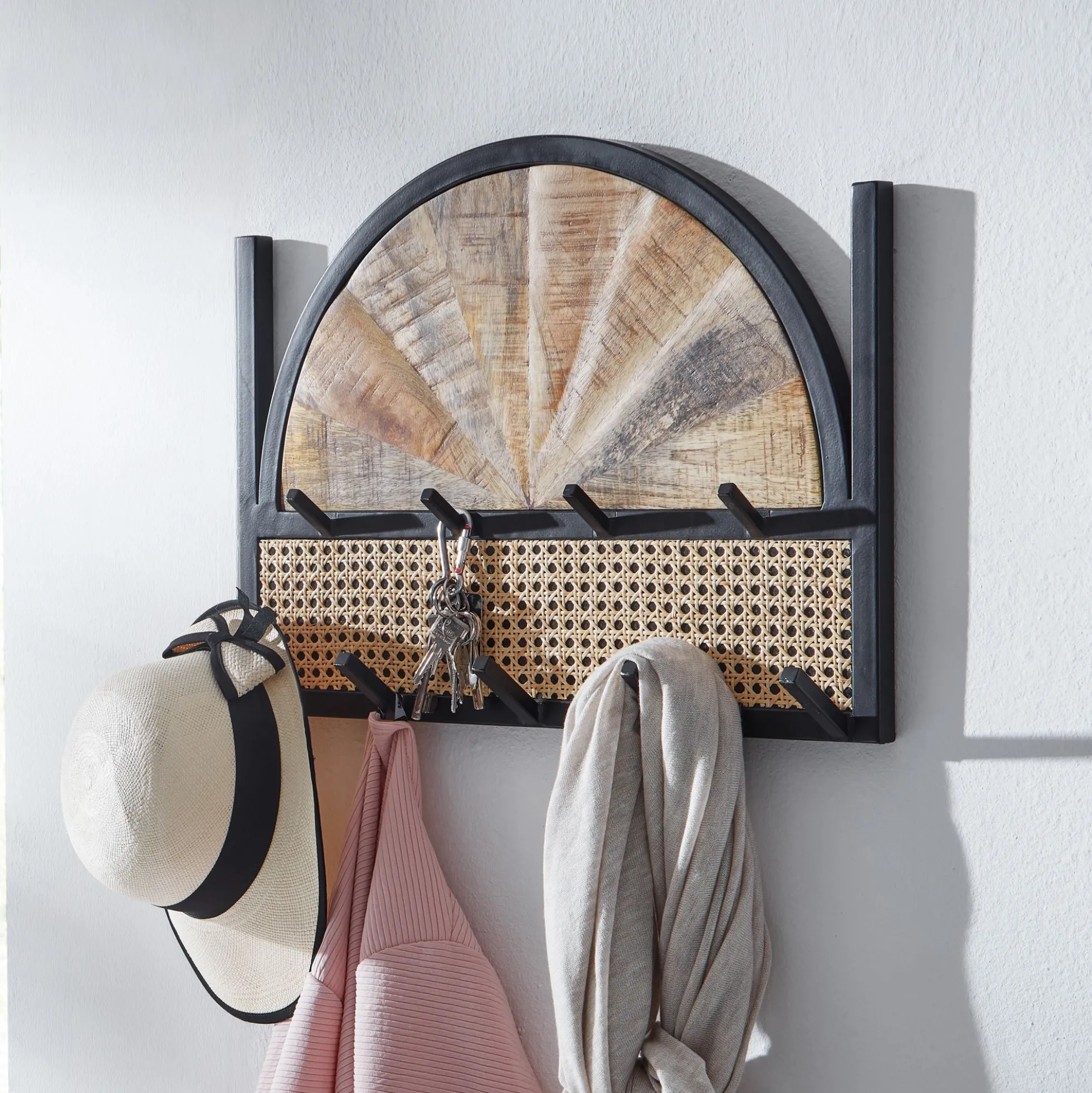 Wandgarderobe LAMBAYEQUE